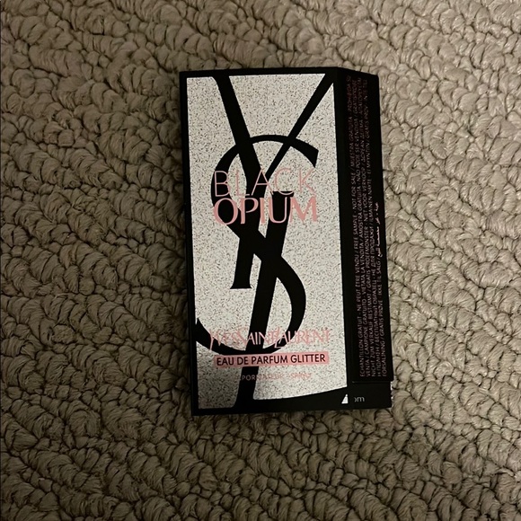 Yves Saint Laurent Black Opium Perfume/ empty just the packaging - Picture 1 of 1